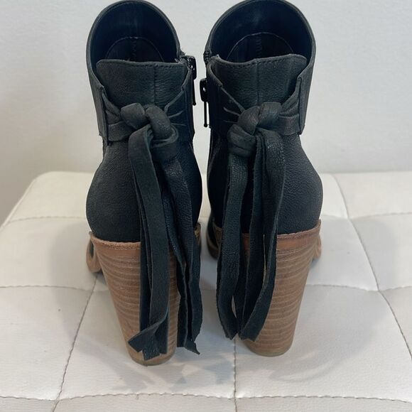 Vince Camuto LINFORD black side zip booties with black tassel - Picture 4 of 9